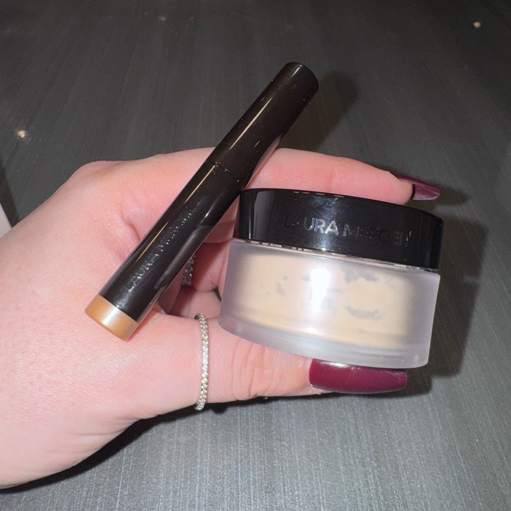 Laura Mercier Artistry Icons Setting Powder and Rosegold Caviar Stick - Picture 3 of 6
